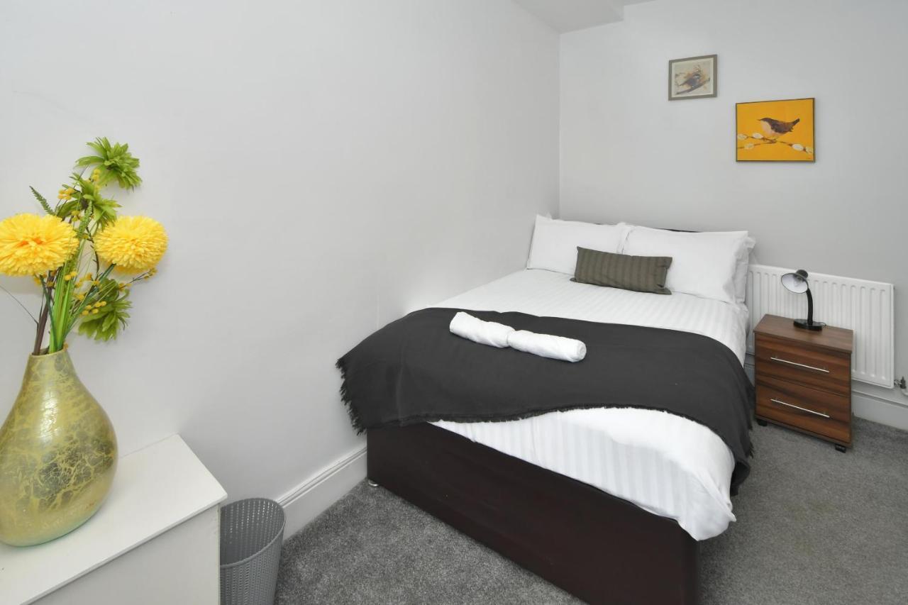 Boothen House By Yourstays Stoke-on-Trent Экстерьер фото